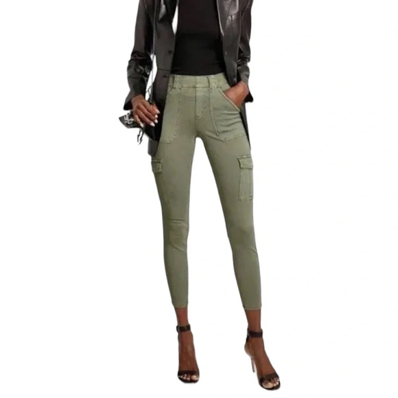 SPANX Pants - SPANX Stretch Twill Ankle Cargo Pant in Washed Green Size S petite